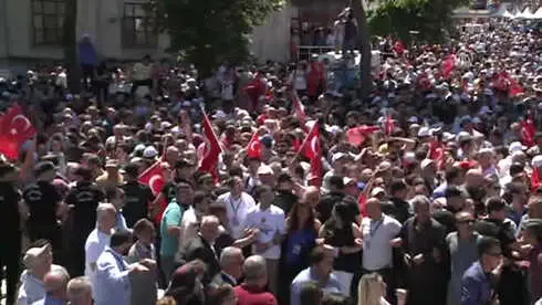 İnce: 'Dindar Nesil Yetiştirmek Ailenin Görevi' - İstanbul İnce: 'Dindar Nesil Yetiştirmek Ailenin Görevi' - İstanbul