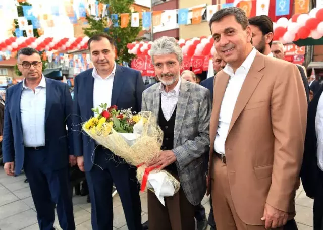 Başkan Tuna Nallıhan'da İftar Yaptı Başkan Tuna Nallıhan'da İftar Yaptı
