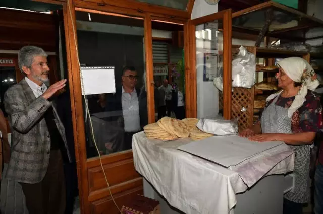 Başkan Tuna Nallıhan'da İftar Yaptı Başkan Tuna Nallıhan'da İftar Yaptı