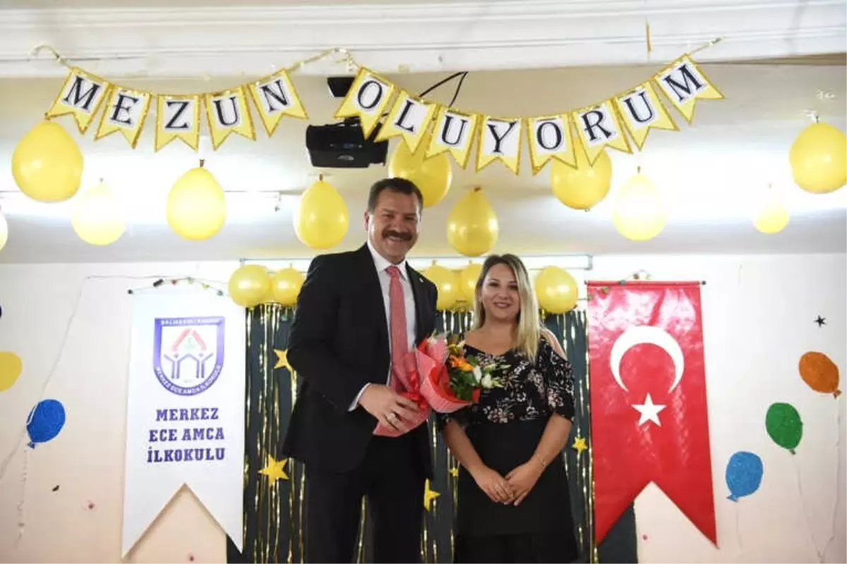 Başkan Yılmaz, Miniklerin Mezuniyet Sevincine Ortak Oldu