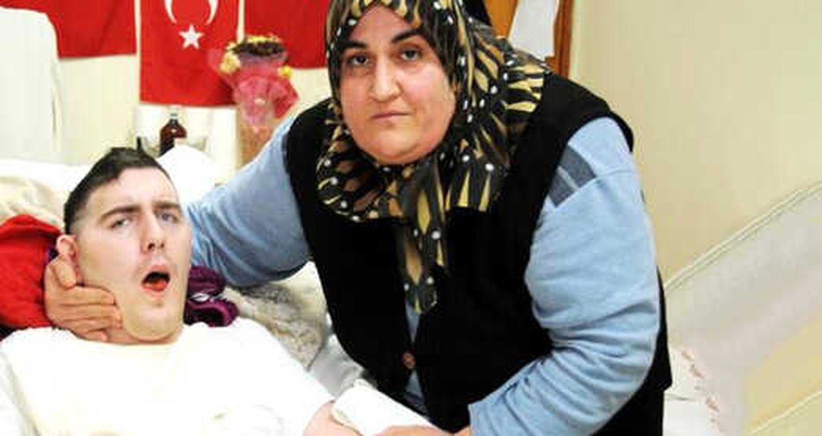 Felç Geçiren Kimsesiz Gence 10 Yıl Bakan Gülsüm Anne LYS'de Soruldu