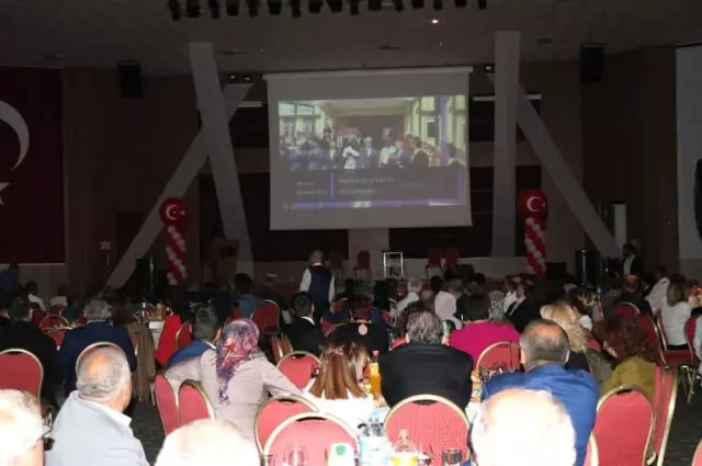 Kaymakam Madenoğlu'na Veda İftarı Kaymakam Madenoğlu'na Veda İftarı