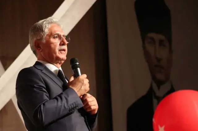 Kaymakam Madenoğlu'na Veda İftarı Kaymakam Madenoğlu'na Veda İftarı
