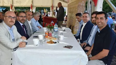 Nürnberg'te Birlik ve Beraberlik İftarı Nürnberg'te Birlik ve Beraberlik İftarı
