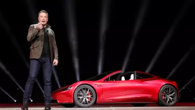 Tesla Hissedarları Elon Musk ve Kardeşini Görevden Almayı Oylayacak