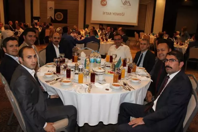 Vergi Müfettişleri Cumhurbaşkanı'na Bağlanmak İstiyor Vergi Müfettişleri Cumhurbaşkanı'na Bağlanmak İstiyor
