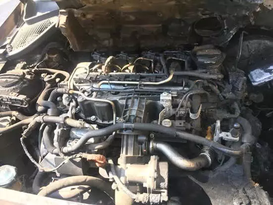 Alanya'da 2 Otomobili Kundakladı, Güvenlik Kamerasına Yakalandı