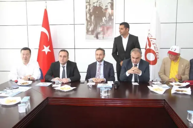 Hong Konglu İş Adamları Elazığ'da Hong Konglu İş Adamları Elazığ'da