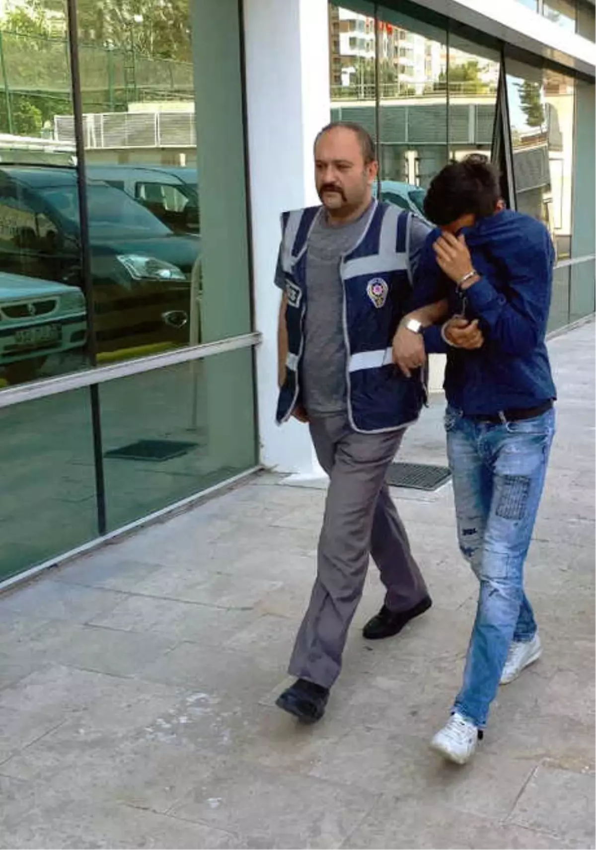 3 Camiden 33 Musluk Hırsızlığı İddiasıyla Tutuklandı