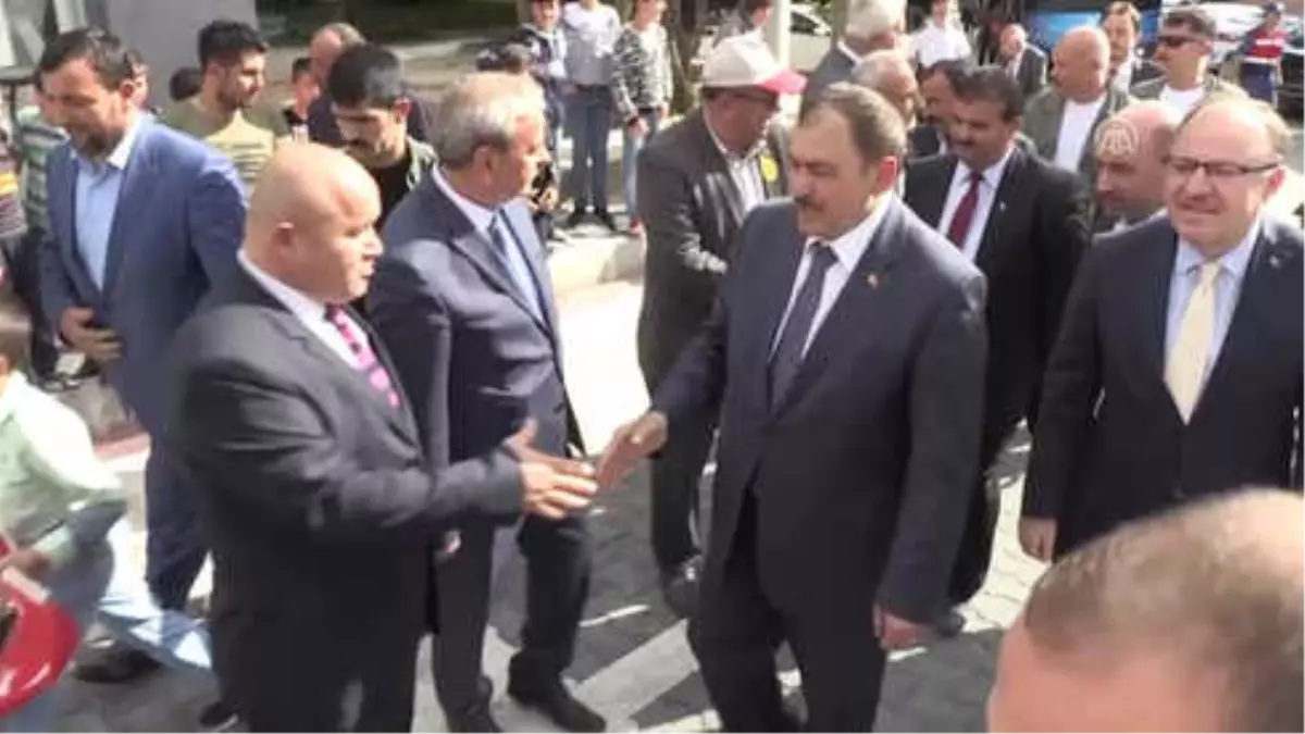 Bakan Eroğlu: 'Atak Helikopterleri ile O Hainlerin İnlerine Girdik'