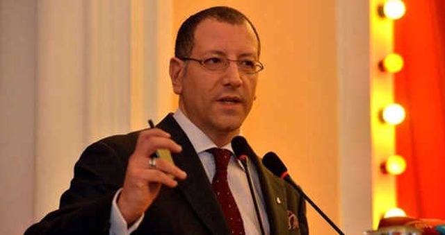 galatasaray-in-eski-yonetim-kurulu-uyesi-mete-10922494_6724_o.jpg
