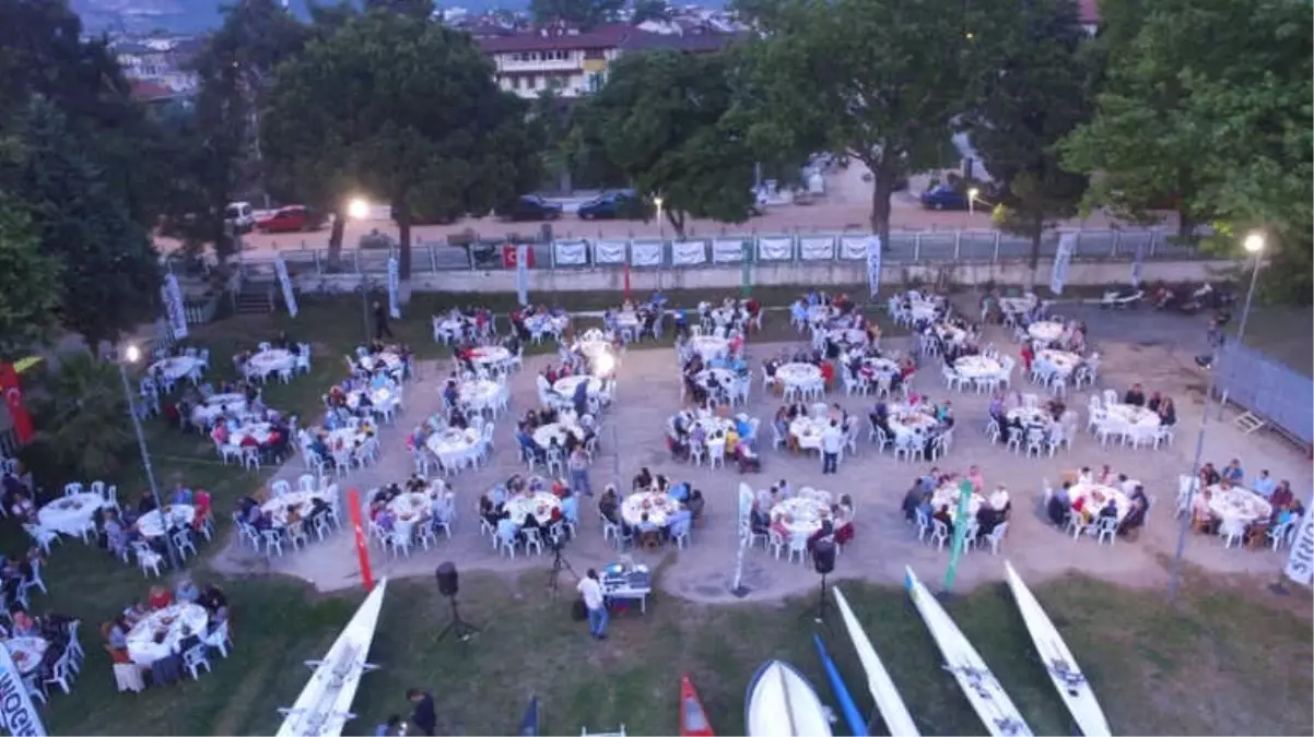 İznik Belediyesi, Aile İftarında Buluştu