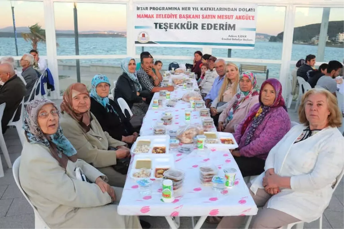 Mamak ve Eceabat'tan Ortak İftar