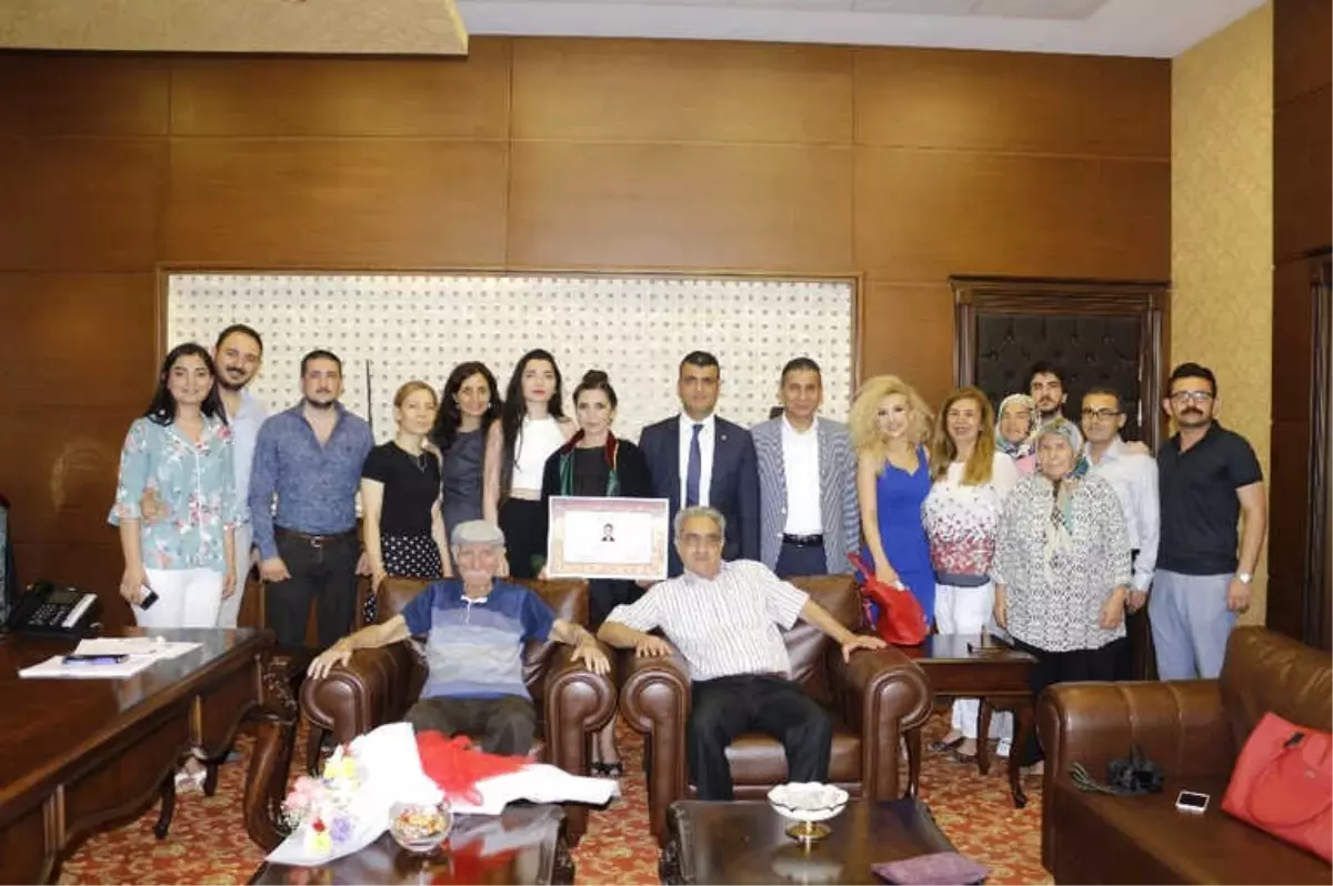 Özdemir: 'Hukuk, Uygar Yaşamın Temelidir'