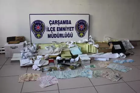 Cin Cikariyorum Diyerek Dolandiriclik Yapan Sahte Hoca Yakalandi Haberler Com Guncel