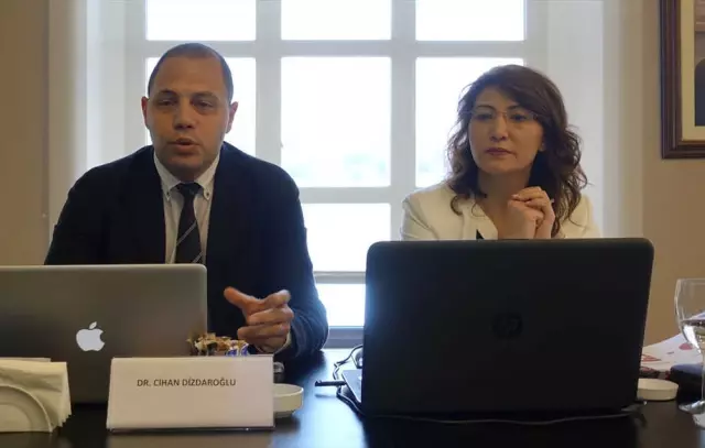 Tu¨rk Dıs¸ Politikası Kamuoyu Algıları Araştırması Tu¨rk Dıs¸ Politikası Kamuoyu Algıları Araştırması