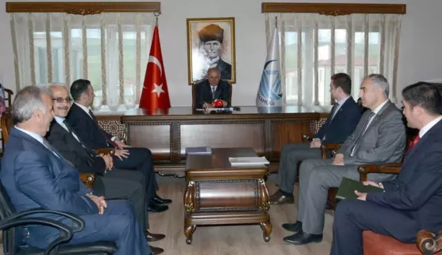 Vali Azizoğlu Çat'ta Kur'an Kursu Açılışı Yaptı Vali Azizoğlu Çat'ta Kur'an Kursu Açılışı Yaptı