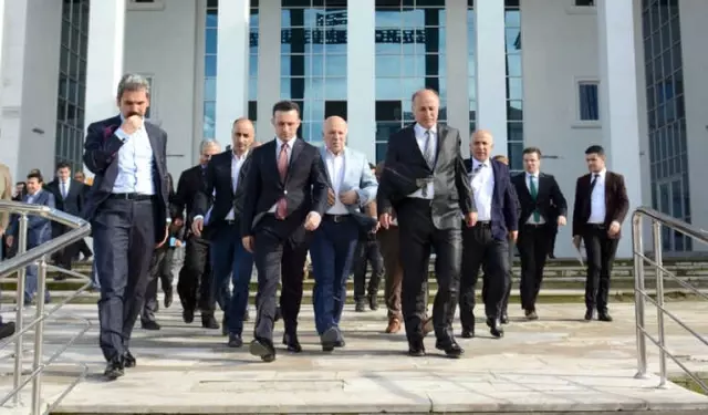 Vali Azizoğlu Çat'ta Kur'an Kursu Açılışı Yaptı Vali Azizoğlu Çat'ta Kur'an Kursu Açılışı Yaptı