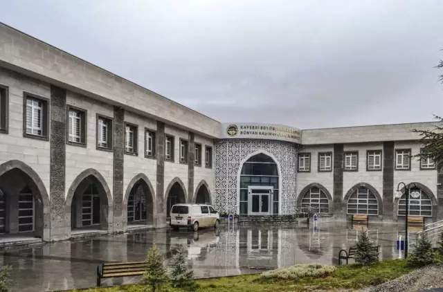 Büyükşehir'in Yatırım Hamlesi Devam Ediyor Büyükşehir'in Yatırım Hamlesi Devam Ediyor