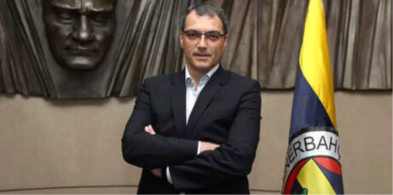 Fenerbahçe, Comolli'yi Kap'a Bildirdi