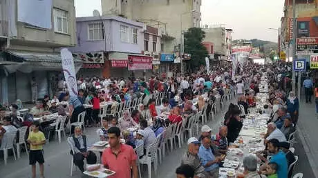 Kadirli'de 15 Bin Kişilik İftar