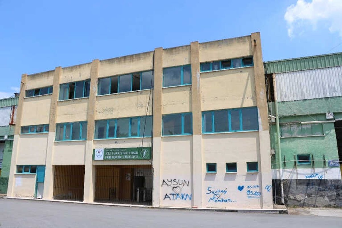 Millet Bahçesi' Olacak Olan Eski Sakarya Atatürk Stadyumu Havadan Görüntülendi