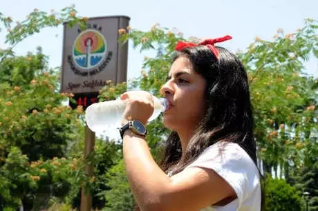 Adana'da Termometreler 44 Dereceyi Gösterdi