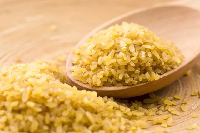 Bulgur Diyip Geçmeyin, Enfes Bir Tatlıya Dönüştürün!