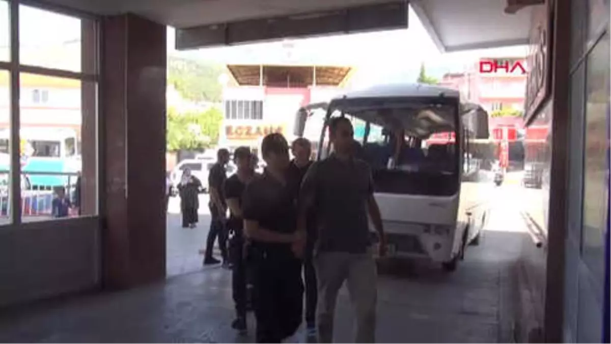 Kahramanmaraş Fetö'den Gözaltına Alınan 13 Astsubay Adliyede
