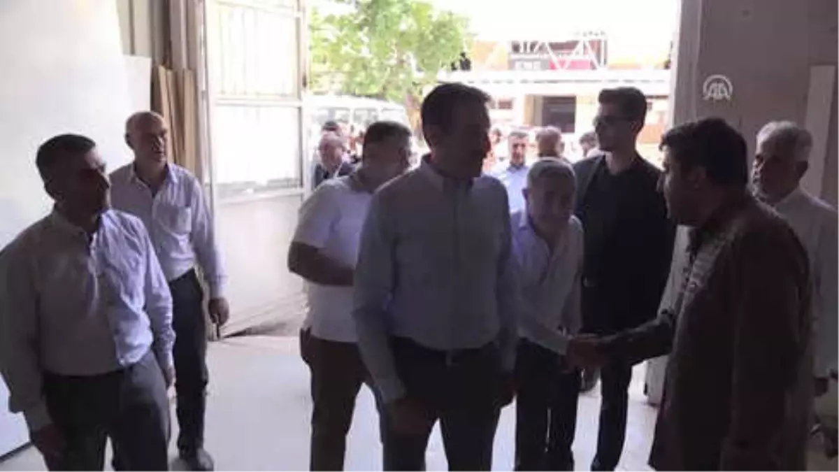 Tüfenkci: 'Camiler Müslümanlar İçin İbadethanedir'