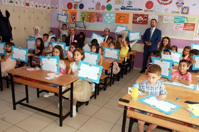 Kabin VAZ-2107deki benzinin kokusunu nasıl giderebilirim (enjektör): ipuçları 8