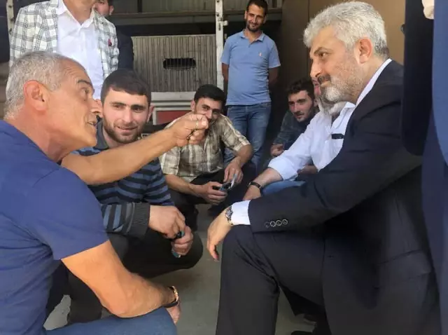AK Parti Trabzon Milletvekili Adayları Seçim Gezilerini Sürdürüyor AK Parti Trabzon Milletvekili Adayları Seçim Gezilerini Sürdürüyor