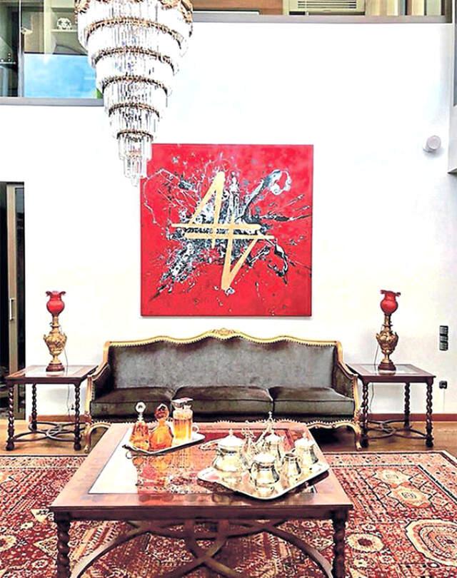 Arda-Aslı Turan Çifti Evlerini Dekorasyonu için Kesenin Ağzını Açtı