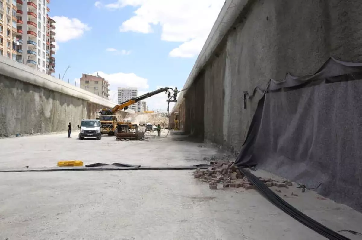 Başkan Çelik, Yol Çalışmalarını İnceledi