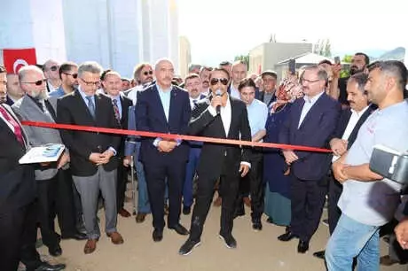 Nusret'in Külliyesi Açıldı Nusret'in Külliyesi Açıldı