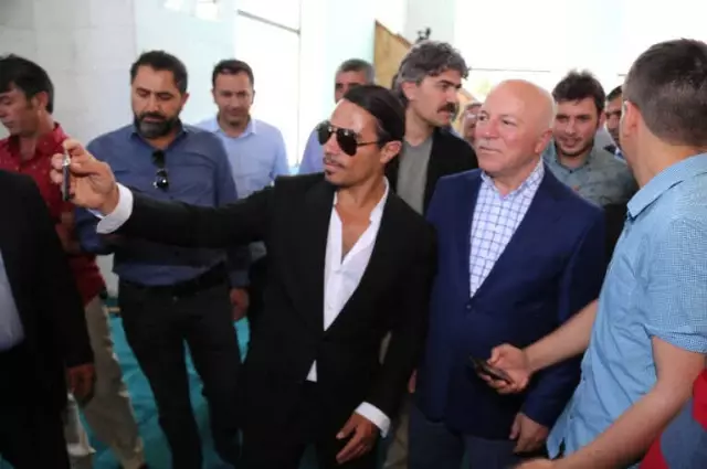 Nusret'ten Memleketine 4 Buçuk Milyonluk Külliye Nusret'ten Memleketine 4 Buçuk Milyonluk Külliye