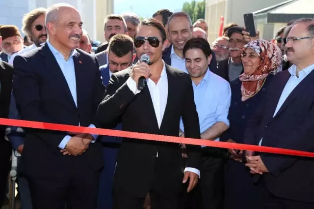 Nusret'ten Memleketine 4 Buçuk Milyonluk Külliye Nusret'ten Memleketine 4 Buçuk Milyonluk Külliye
