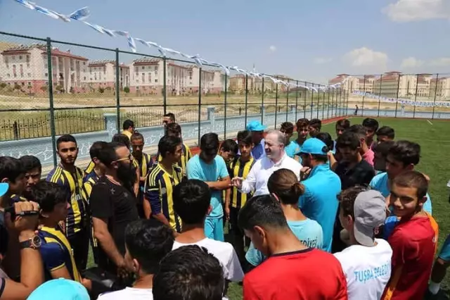 Tuşba Belediyesinden Yaz Spor Okulu Tuşba Belediyesinden Yaz Spor Okulu