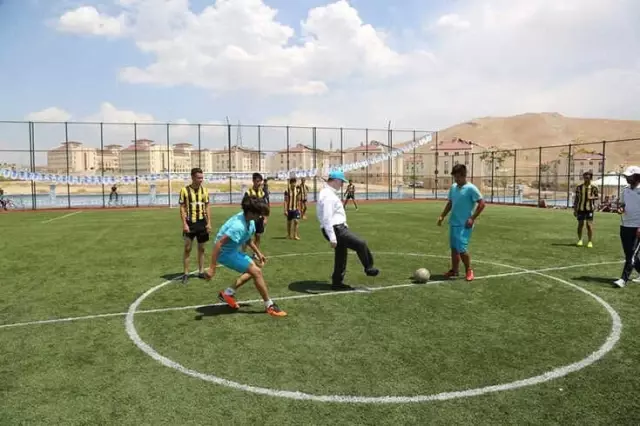 Tuşba Belediyesinden Yaz Spor Okulu Tuşba Belediyesinden Yaz Spor Okulu