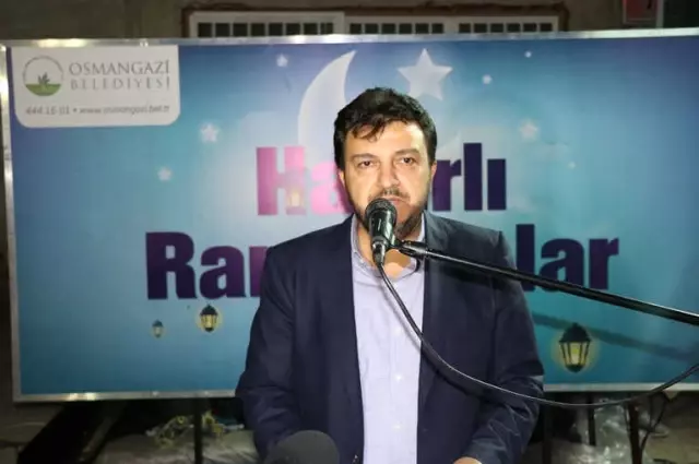 Altınova Mahallesi'nde İftar Coşkusu Altınova Mahallesi'nde İftar Coşkusu