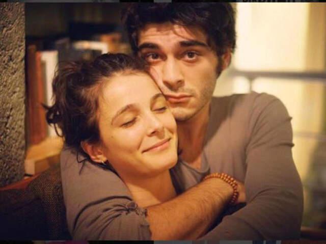 Büşra Develi ile Burak Deniz Aşkı Ayrıldı