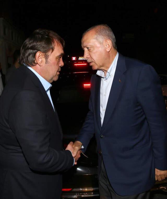 Cumhurbaşkanı Erdoğan, Demirören Ailesi'ne Taziye Ziyaretinde Bulundu