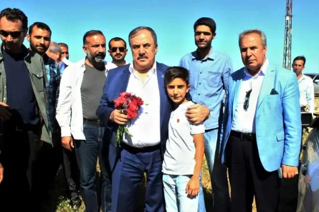 Ensarioğlu'na Coşkulu Karşılama