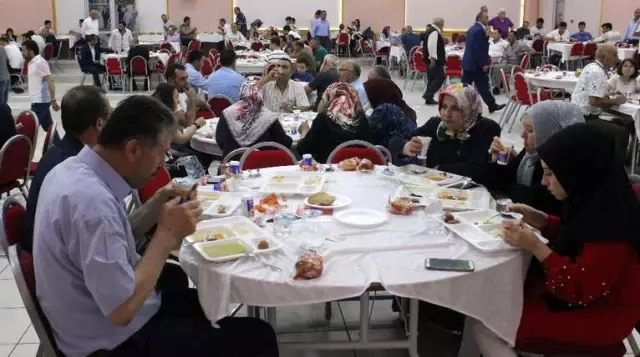 MHP Genel Sekreteri Büyükataman: 'İlk Turda Mutlaka Cumhurbaşkanımızı Seçmek Zorundayız' MHP Genel Sekreteri Büyükataman: 'İlk Turda Mutlaka Cumhurbaşkanımızı Seçmek Zorundayız'