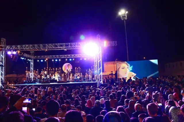 Berdan Mardini Bitlis'te Konser Verdi Berdan Mardini Bitlis'te Konser Verdi