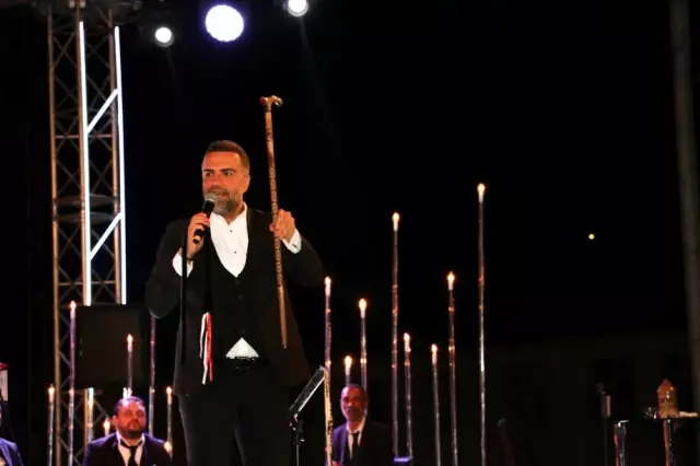 Berdan Mardini Bitlis'te Konser Verdi Berdan Mardini Bitlis'te Konser Verdi