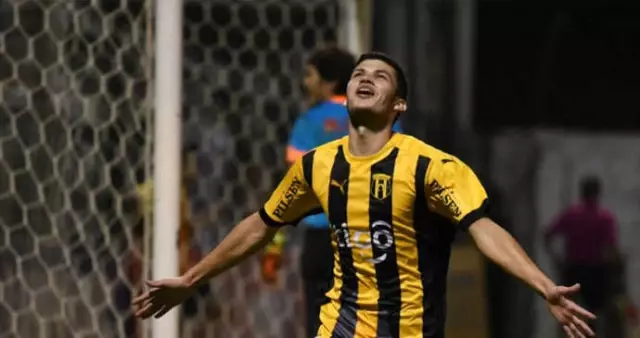 Beşiktaş Paraguaylı Genç Yıldız Rodrigo Bogarin'i Listesine Aldı