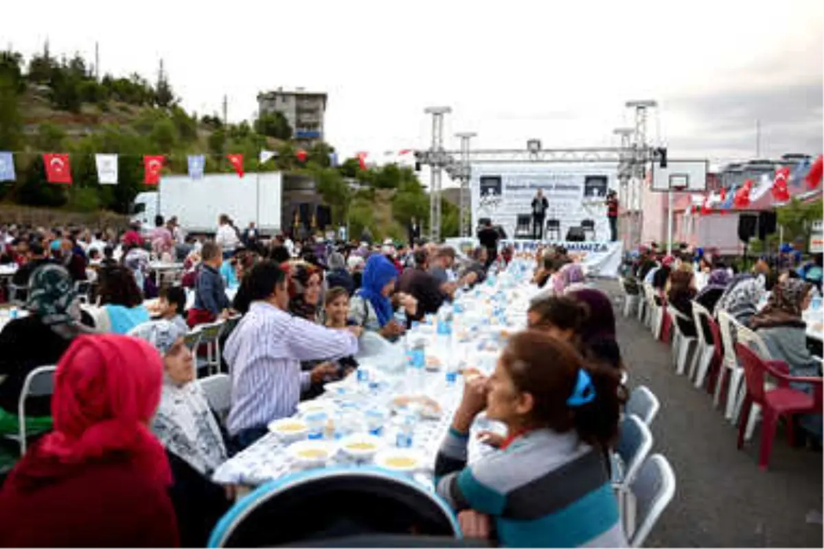 Büyükşehir Arapgir'de İftar Yaptı
