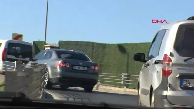 İstanbul Beyoğlu�nda Polis Operasyonunda Hareketli Anlar Haberler