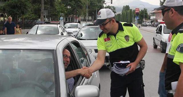 Yola Çıkacak Sürücüler Aman Dikkat! 63 Kara Nokta Kazaya Davetiye Çıkarıyor